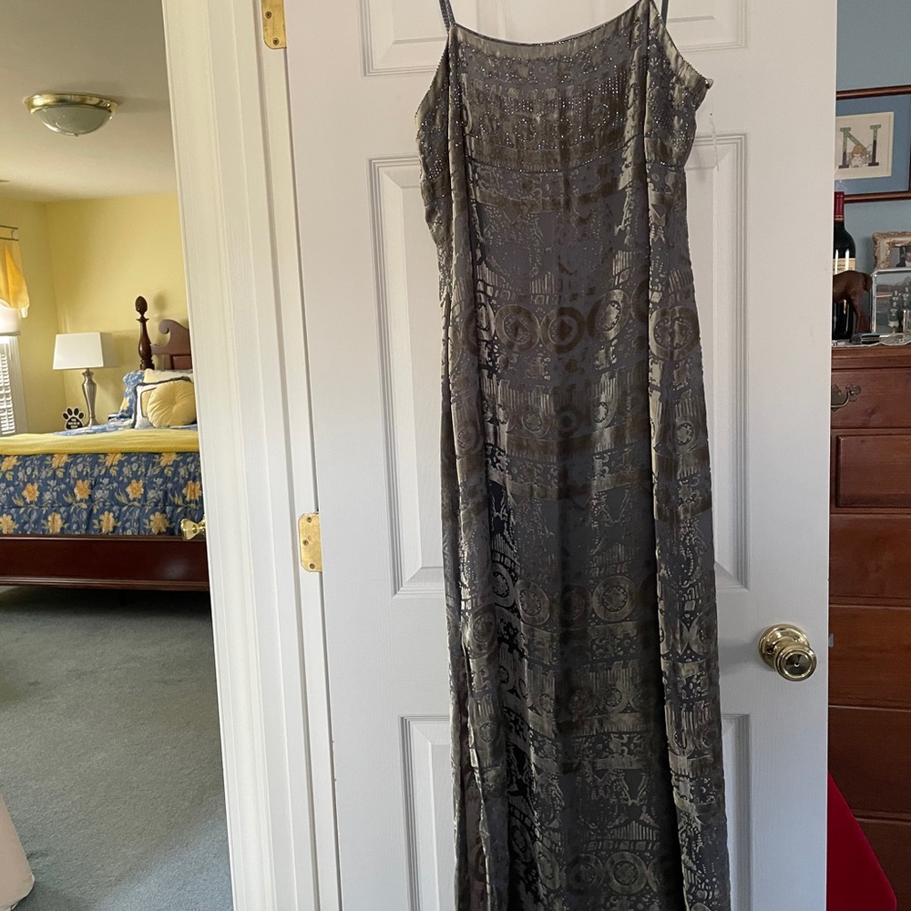 NWT dress - Kay Unger velvet chiffon gown